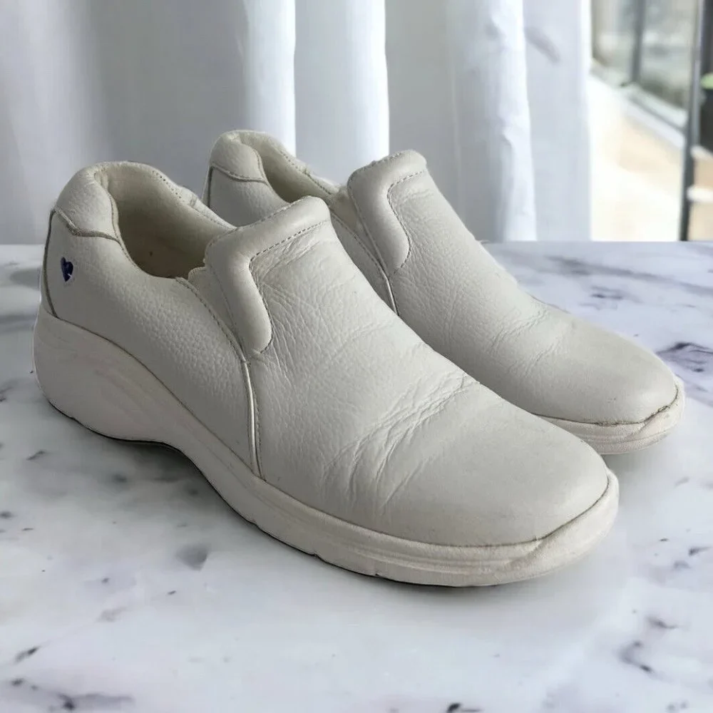 Nurse Mates Women's Slip-On Dove Slip-Resistant Work Shoes White Size 7.5M